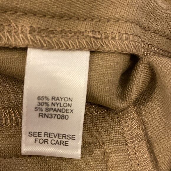 EST 1946 Women Pants - Picture 8 of 9